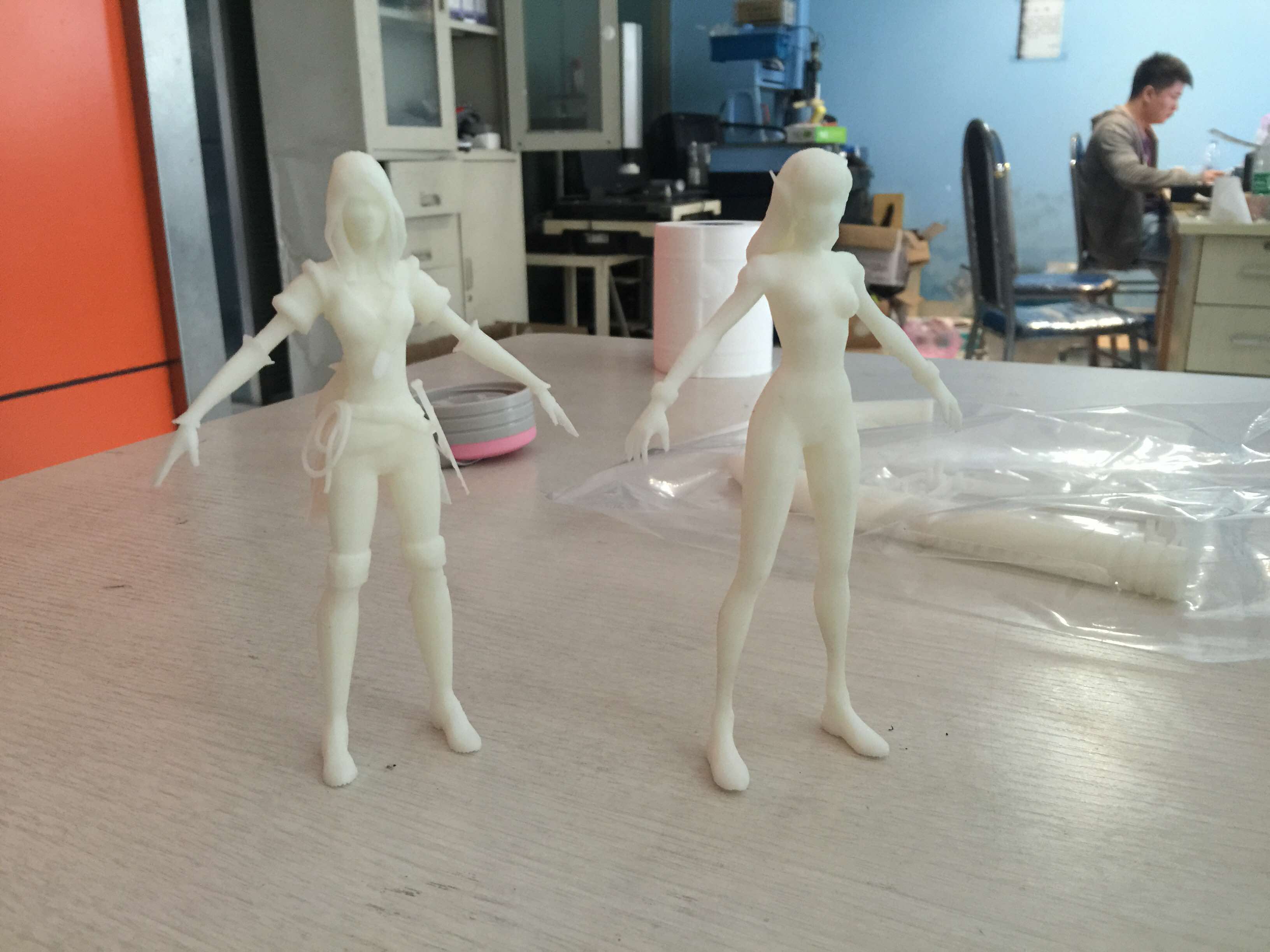 塑膠手板是什么？